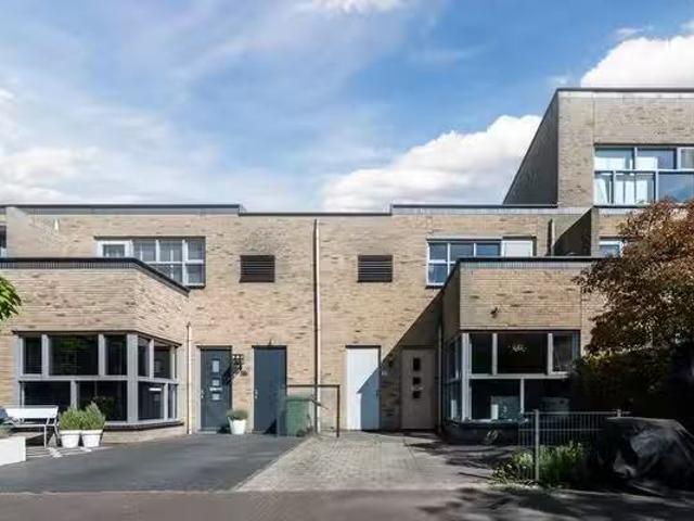 Woning te koop in Wateringse Veld, Zuid Holland