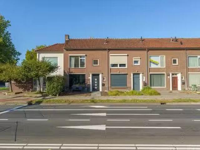 Woning te koop in Strijp, Acht