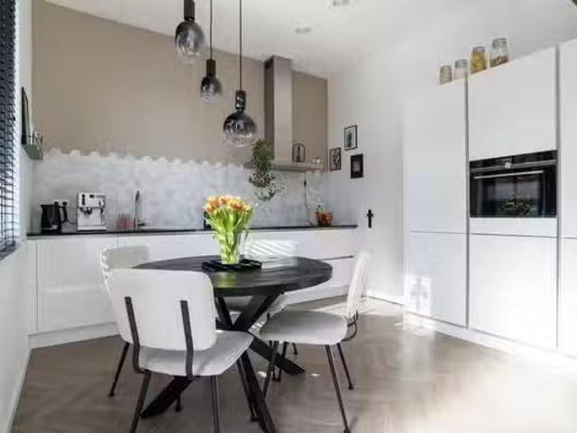 Woning te koop in Bloemhof, Rotterdam