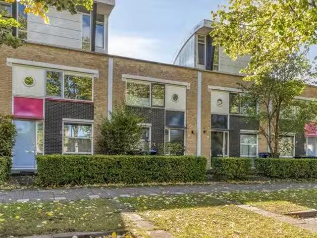 Woning te koop in Tussen de Vaarten, Almere-haven