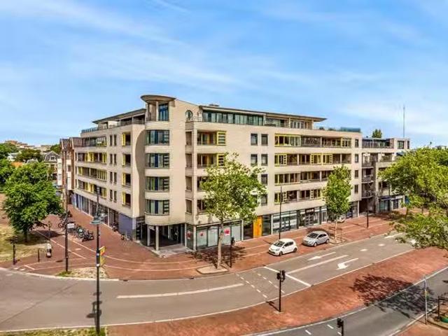 Woning te koop in Sloten, Amsterdam