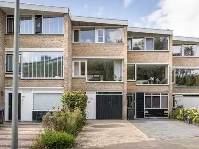 Woning te koop in Drevenbuurt, Vlaardingen