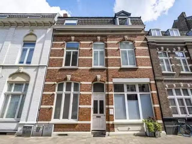 Woning te koop in Maastricht-Centrum, Maastricht