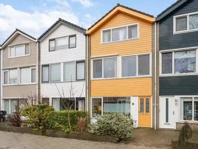 Woning te koop in Stevenshof, Zuid Holland