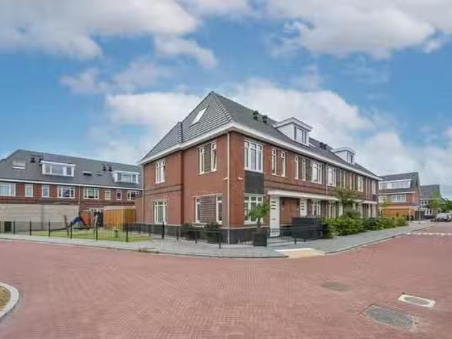 Woning te koop in Loosduinen, Zuid Holland