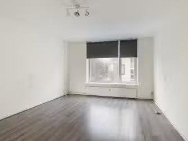 Woning te koop in Nieuw Sluis, Vlaardingen