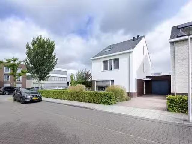 Woning te koop in Wyckerpoort, Limburg