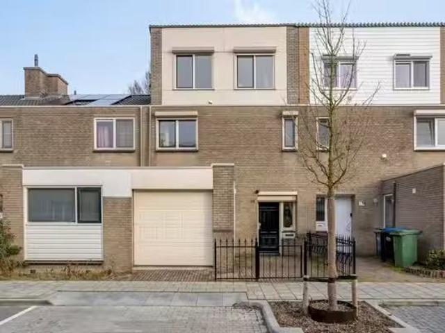 Woning te koop in Woensel-Noord, Noord Brabant