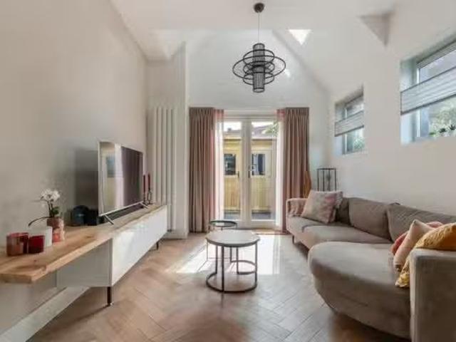 Woning te koop in Overschie, Rotterdam