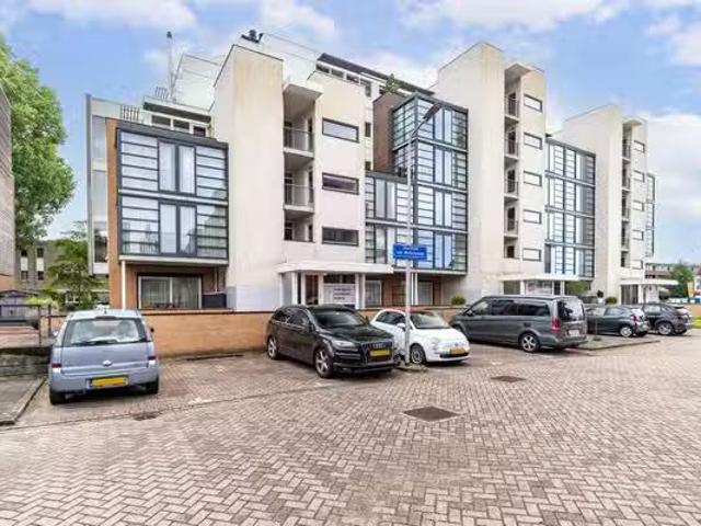 Woning te koop in Den Haag, Waterwijk