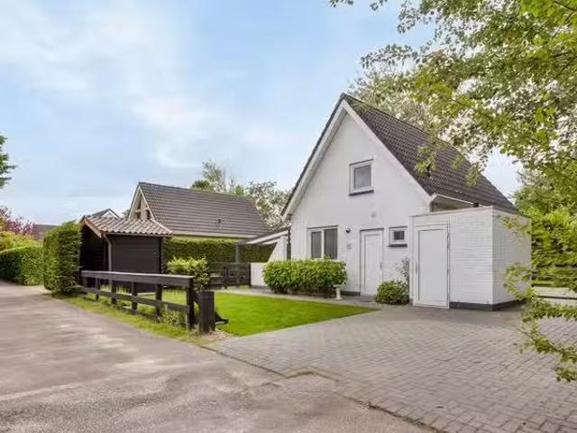 Woning te koop in Ouddorp, Zuid Holland