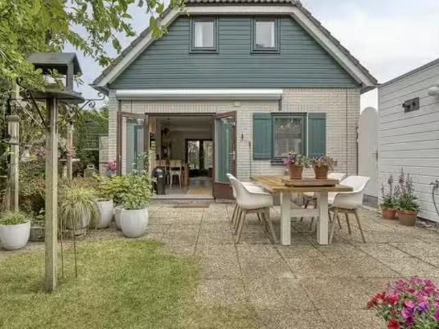 Woning te koop in Ouddorp, Zuid Holland