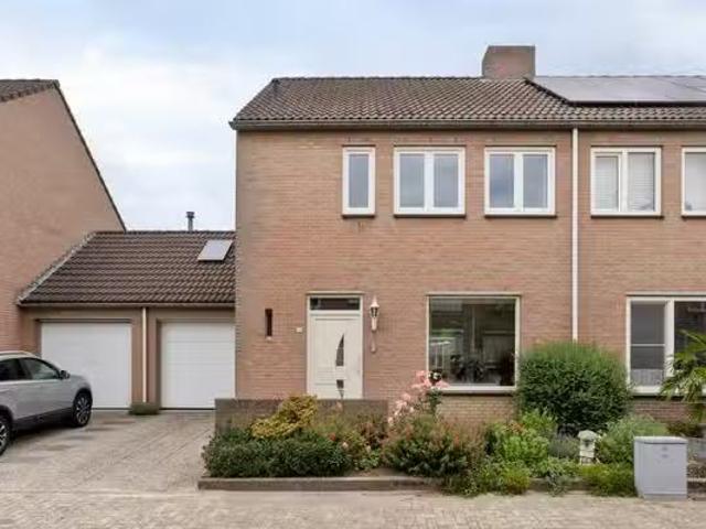 Woning te koop in Bloemhof, Rotterdam