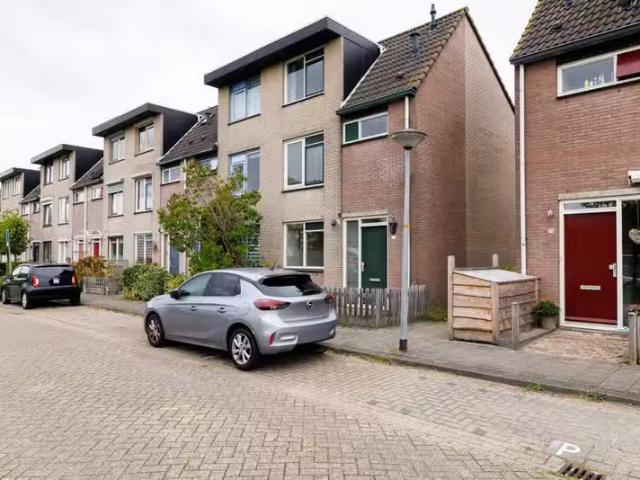 Woning te koop in Landgoederenbuurt, Almere-haven