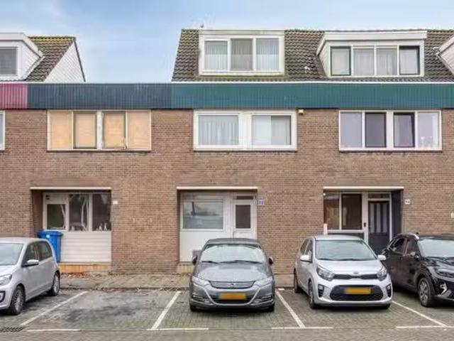 Woning te koop in Charlois, Rotterdam