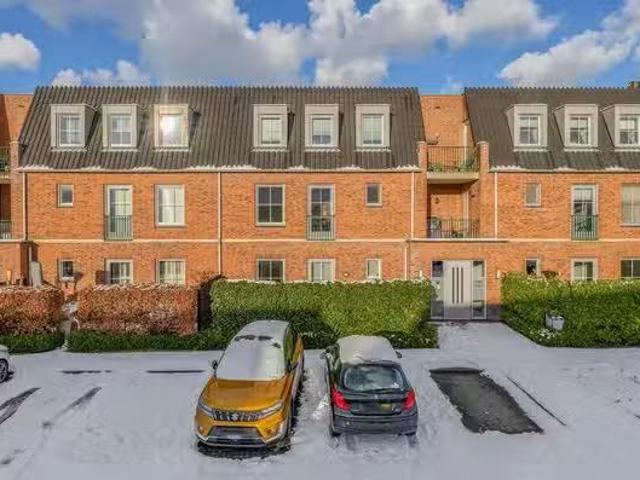 Woning te koop in Charlois, Rotterdam