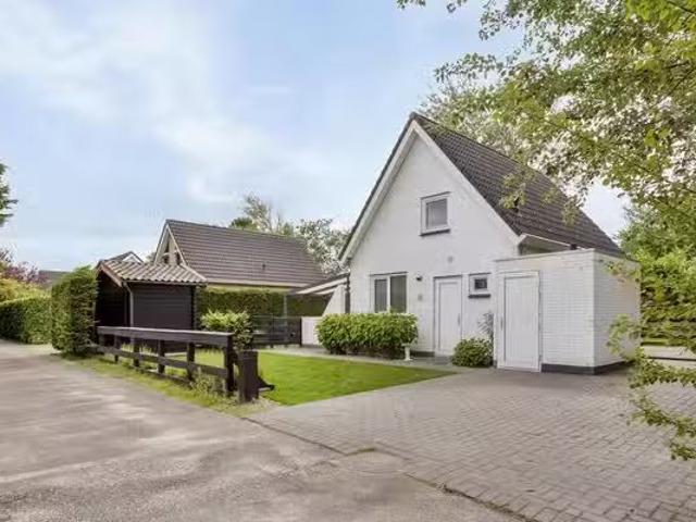 Woning te koop in Ouddorp, Zuid Holland