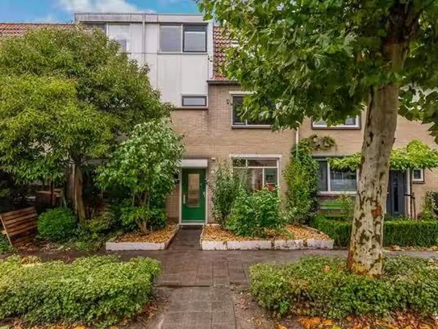 Woning te koop in Staatsliedenwijk, Almere-haven