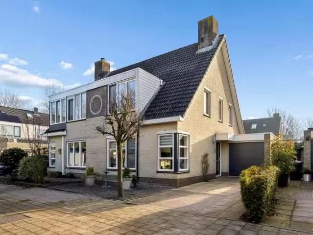 Woning te koop in Faunabuurt, Almere-haven