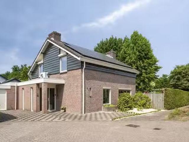 Woning te koop in Woensel-Noord, Noord Brabant