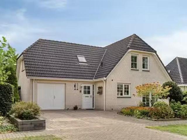 Woning te koop in Almere-haven, Flevoland