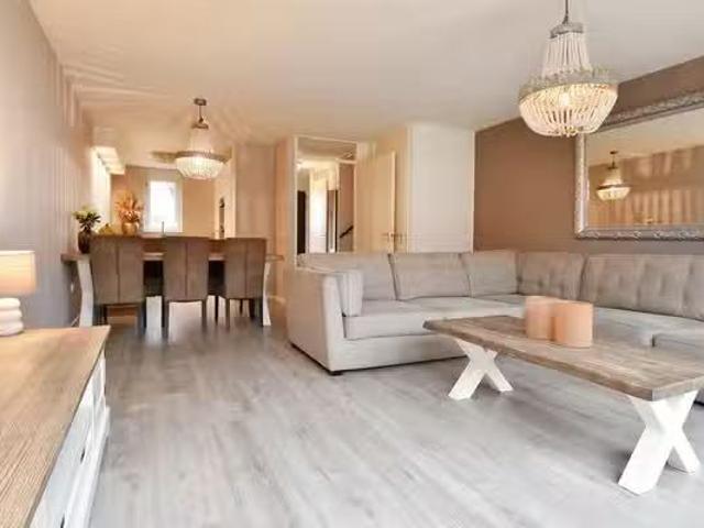 Woning te koop in Wateringse Veld, Zuid Holland