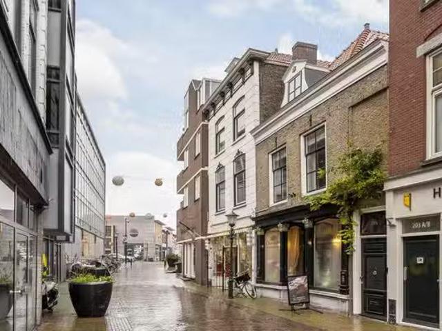 Landhuis te koop in Vlaardingen, Kleiwegkwartier