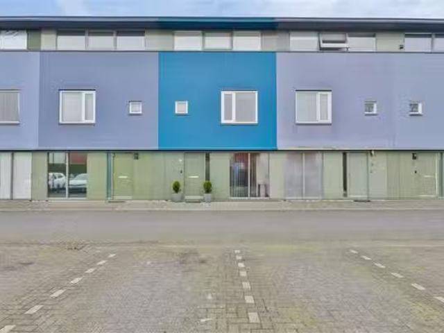 Woning te koop in Regenboogbuurt, Almere-haven
