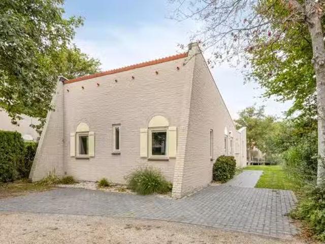 Woning te koop in Ouddorp, Zuid Holland
