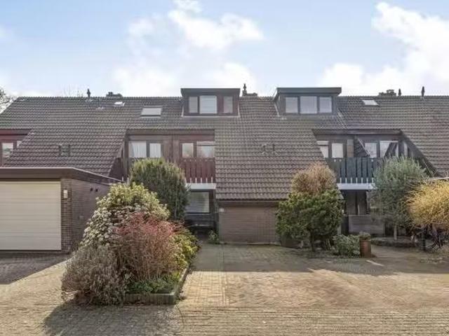 Woning te koop in Bloemenbuurt, Zuid Holland