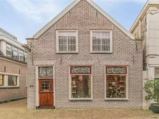 Woning te koop in Purmerend, Bloemenbuurt