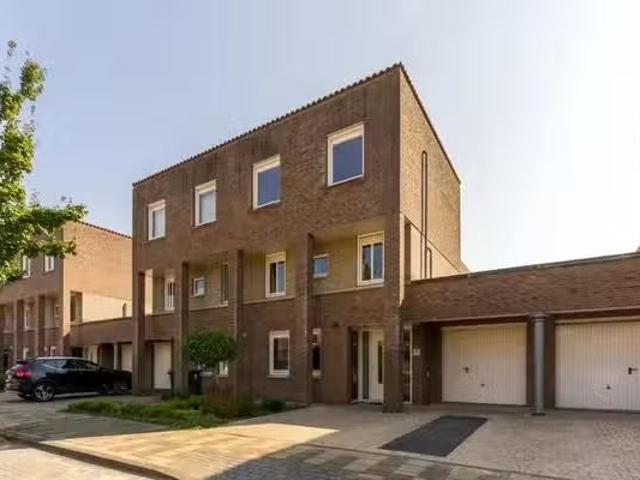Woning te koop in 't Hool, Eindhoven