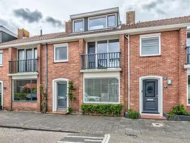 Woning te koop in Ommoord, Rotterdam