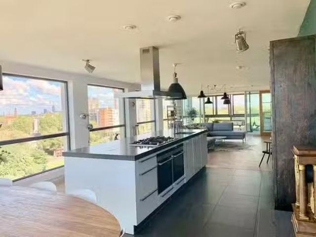 Woning te koop in Loosduinen, Den Haag