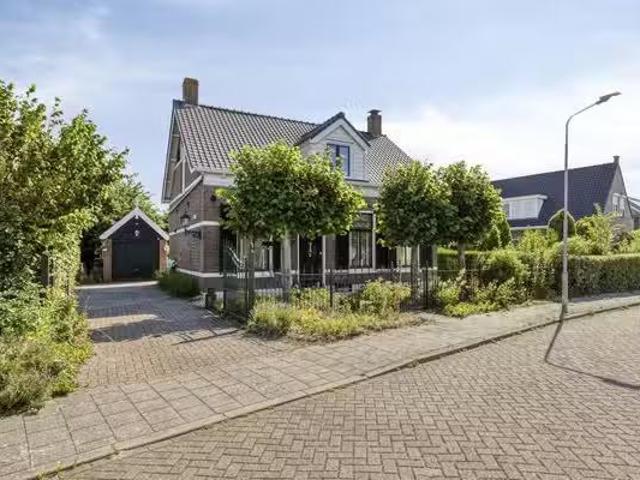 Landhuis te koop in Ouddorp