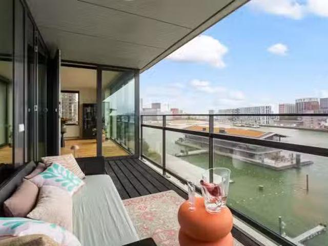 Woning te koop in Charlois, Rotterdam