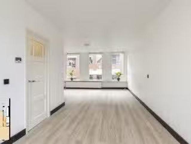 Woning te koop in Oostwijk, Vlaardingen