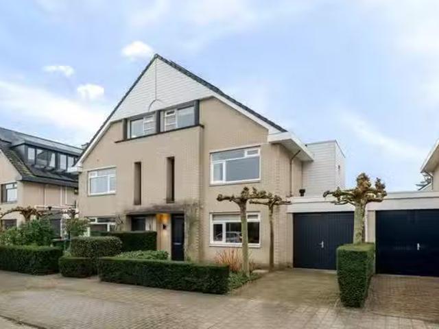 Woning te koop in West, Tilburg