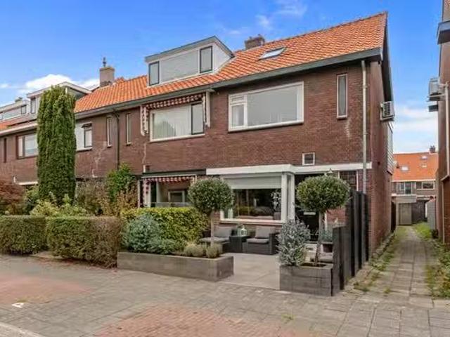 Woning te koop in Indische buurt, Vlaardingen