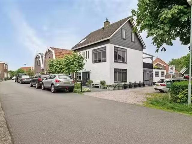 Woning te koop in Purmerend, Noord Holland