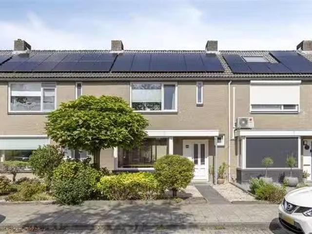 Woning te koop in Woensel-Noord, Noord Brabant