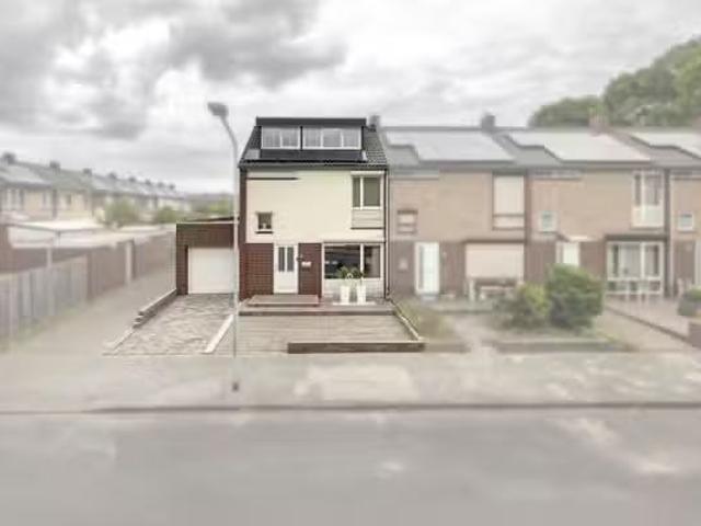 Woning te koop in Woensel-Noord, Noord Brabant