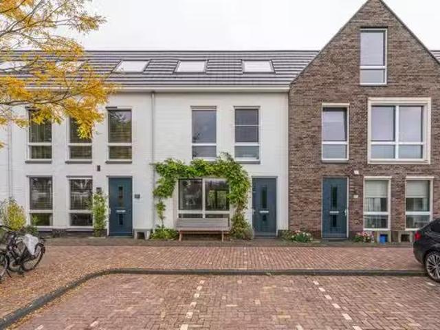 Woning te koop in Noord, Leiden