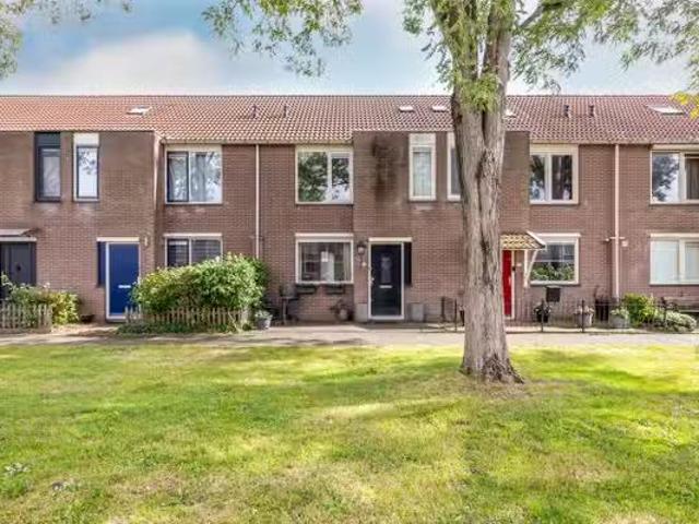 Woning te koop in Aldlân, Leeuwarden