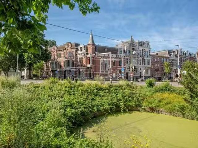 Landhuis te koop in Den Haag, Vogelwijk