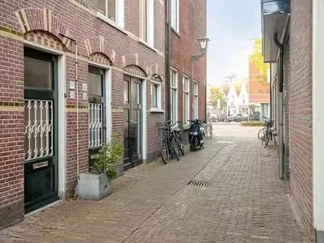 Woning te koop in Rozen, Leiden