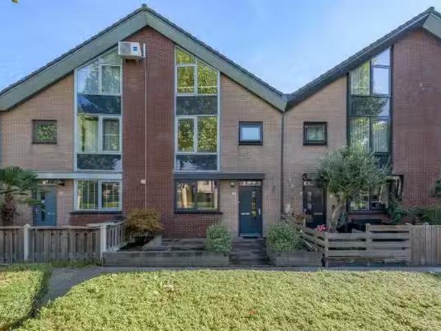 Woning te koop in Stratum, Acht