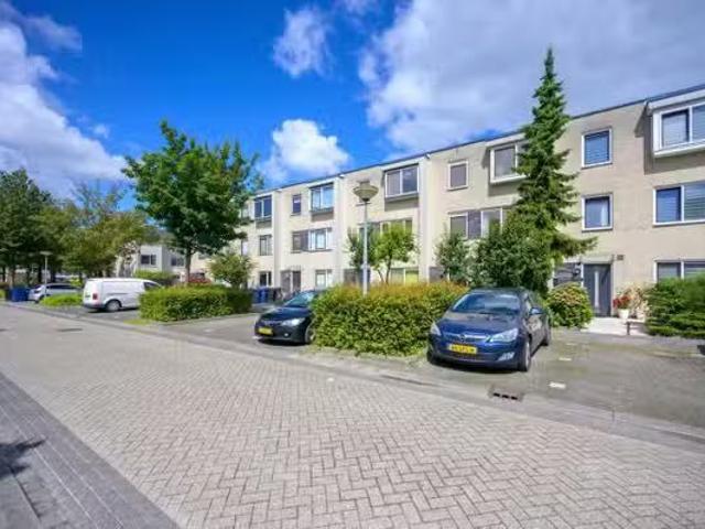 Woning te koop in Stratum, Acht