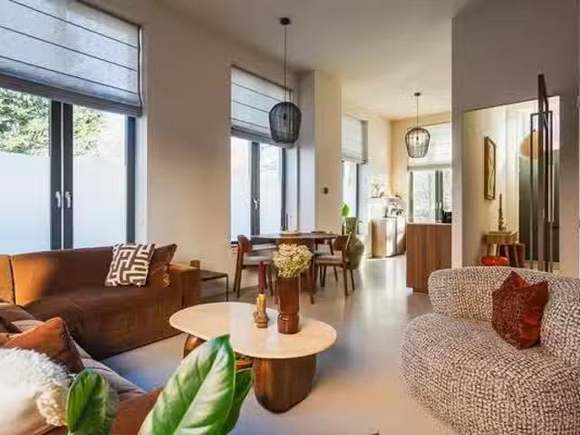 Woning te koop in Loosduinen, Zuid Holland