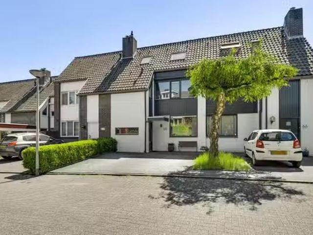 Woning te koop in Biesland, Maastricht